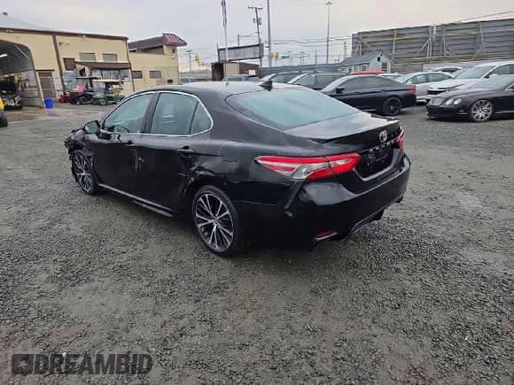 2019 Toyota Camry SE z VIN 4T1B11HK2KU178839, wystawiony jako Copart lot #90865985 z przebiegiem 54 949 mil mil oraz Szkoda całkowita • Salvage title. Historia ofert i sprzedaży dostępna na DreamBid. Obrazek 2.