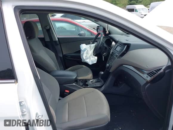 2017 Hyundai Santa Fe 2.4L with VIN 5XYZTDLB8HG442372, listed as a IAAI auction lot 42895733 with 118,177 mi miles and . Bid and sale history available at DreamBid. Image 5.