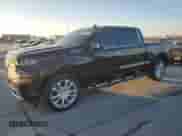 2019 Chevrolet Silverado 1500 z VIN 1GCPWFED6KZ354776, wystawiony jako Copart lot #85632824 z przebiegiem 94 570 mil mil oraz Szkoda całkowita • Salvage title. Historia ofert i sprzedaży dostępna na DreamBid. Obrazek 1.