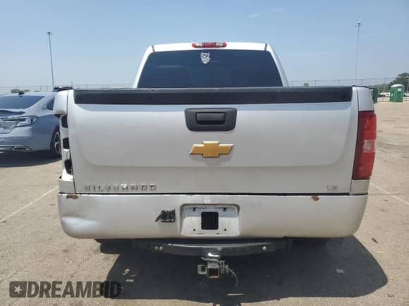 2012 Chevrolet Silverado 1500 LS z VIN 3GCPCREA9CG186777, wystawiony jako Copart lot #65770275 z przebiegiem 257 042 mil mil oraz Szkoda całkowita • Salvage title. Historia ofert i sprzedaży dostępna na DreamBid. Obrazek 6.