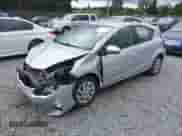 2015 Toyota Prius One z VIN JTDKDTB37F1098842, wystawiony jako IAAI lot #42599025 z przebiegiem 87 264 mil mil oraz . Historia ofert i sprzedaży dostępna na DreamBid. Obrazek 2.