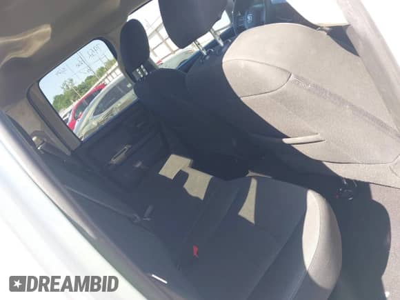 2021 Ram 1500 Tradesman z VIN 1C6RR6FGXMS506585, wystawiony jako IAAI lot #41953373 z przebiegiem 100 439 mil mil oraz . Historia ofert i sprzedaży dostępna na DreamBid. Obrazek 8.