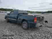 2003 GMC Sierra 1500 z VIN 2GTEC19V131405293, wystawiony jako Copart lot #72332904 z przebiegiem 71 168 mil mil oraz Szkoda całkowita • Salvage title. Historia ofert i sprzedaży dostępna na DreamBid. Obrazek 2.