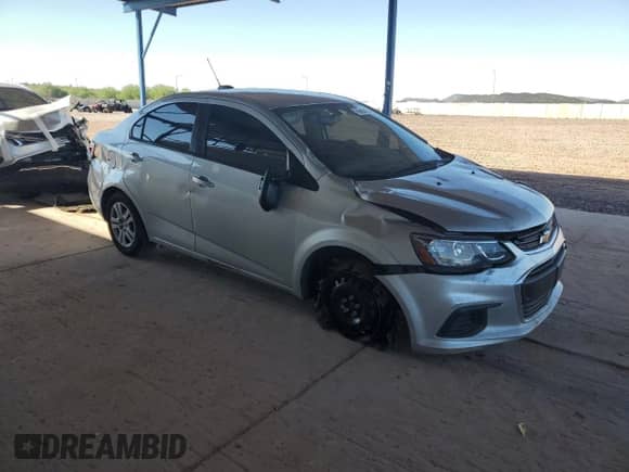 2019 Chevrolet Sonic LS with VIN 1G1JB5SB3K4140915, listed as a Copart auction lot 89450965 with 150,496 mi miles and Salvage title. Bid and sale history available at DreamBid. Image 4.