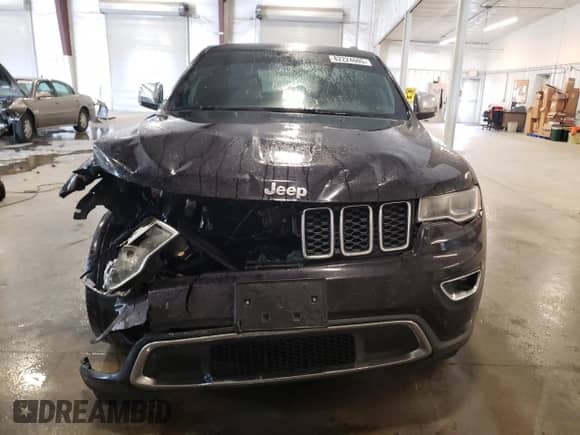 2019 Jeep Grand Cherokee Limited with VIN 1C4RJFBG9KC679799, listed as a Copart auction lot 82224605 with 100,771 mi miles and Salvage title. Bid and sale history available at DreamBid. Image 5.