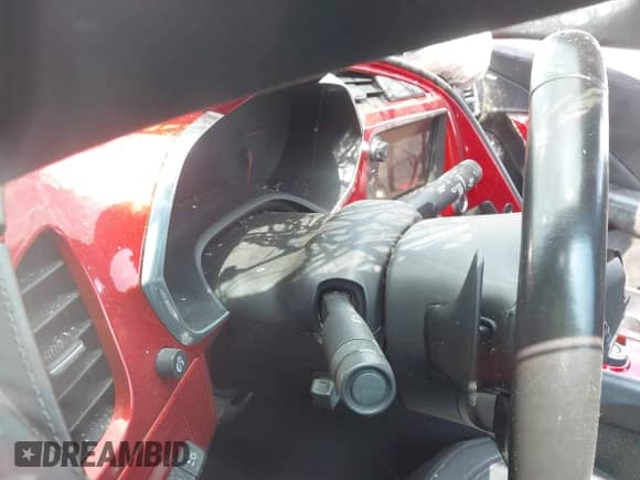 2014 Chevrolet Corvette Z51 3LT with VIN 1G1YM2D79E5103768, listed as a IAAI auction lot 42463610 with 86,194 mi miles and . Bid and sale history available at DreamBid. Image 15.