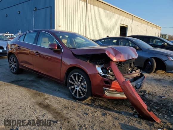 2014 Volvo S60 T6 with VIN YV1902FH7E2287875, listed as a Copart auction lot 80261854 with 130,361 mi miles and Salvage title. Bid and sale history available at DreamBid. Image 4.