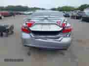 2015 Toyota Camry SE z VIN 4T1BF1FK9FU901399, wystawiony jako IAAI lot #43204934 z przebiegiem 201 397 mil mil oraz . Historia ofert i sprzedaży dostępna na DreamBid. Obrazek 16.