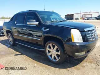 2007 Cadillac Escalade EXT with VIN 3GYFK62867G185746, listed as a IAAI auction lot 41855526 with 320,458 mi miles and . Bid and sale history available at DreamBid. Image 1.