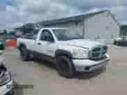 2007 Dodge 1500 SLT z VIN 1D7HA16P77J515016, wystawiony jako IAAI lot #42861621 z przebiegiem 231 150 mil mil oraz . Historia ofert i sprzedaży dostępna na DreamBid. Obrazek 1.