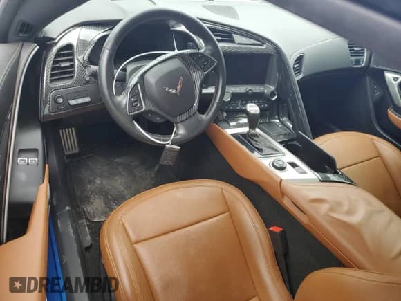 2014 Chevrolet Corvette 2LT z VIN 1G1YD2D76E5106059, wystawiony jako Copart lot #54941684 z przebiegiem 39 254 mil mil oraz Szkoda całkowita • Salvage title. Historia ofert i sprzedaży dostępna na DreamBid. Obrazek 8.