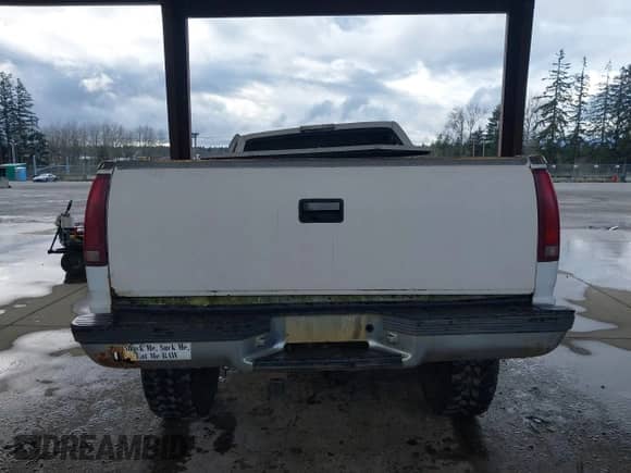 1997 Chevrolet Silverado 2500 с VIN 1GCGK24R4VE160857, выставлен на аукционе IAAI как лот 41798803 с пробегом 272 908 миль миль и . История ставок и продаж доступна на DreamBid. Изображение 15.