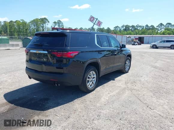 2023 Chevrolet Traverse LS z VIN 1GNERFKWXPJ320101, wystawiony jako IAAI lot #42393310 z przebiegiem 30 478 mil mil oraz . Historia ofert i sprzedaży dostępna na DreamBid. Obrazek 4.