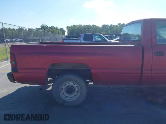 1998 Dodge 1500 with VIN 1B7HC16X5WS705684, listed as a IAAI auction lot 42815377 with 78,396 mi miles and . Bid and sale history available at DreamBid. Image 13.