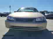 2000 Toyota Camry LE z VIN 4T1BF28K9YU951323, wystawiony jako Copart lot #86515985 z przebiegiem 112 853 mil mil oraz Szkoda całkowita • Salvage title. Historia ofert i sprzedaży dostępna na DreamBid. Obrazek 5.