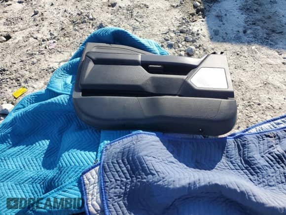 2025 Ford F-150 Lariat with VIN 1FTFW5LD1SFA97701, listed as a Copart auction lot 65739435 with 772 mi miles and Salvage title. Bid and sale history available at DreamBid. Image 12.