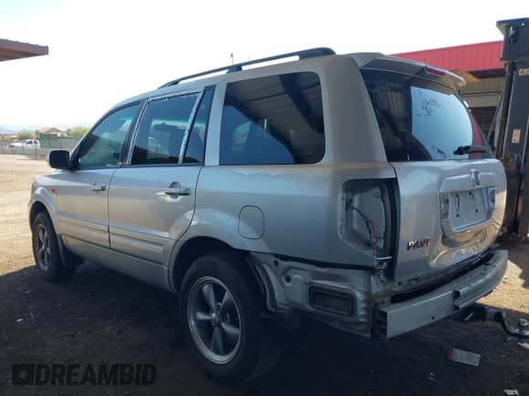2007 Honda Pilot EX с VIN 5FNYF28487B000134, выставлен на аукционе IAAI как лот 42990518 с пробегом 332 767 миль миль и . История ставок и продаж доступна на DreamBid. Изображение 3.