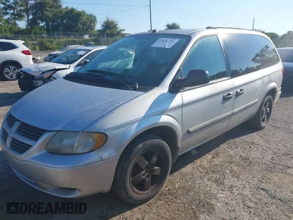 2005 Dodge Caravan SE z VIN 1D4GP24R25B422025, wystawiony jako IAAI lot #43221726 z przebiegiem 165 159 mil mil oraz . Historia ofert i sprzedaży dostępna na DreamBid. Obrazek 18.