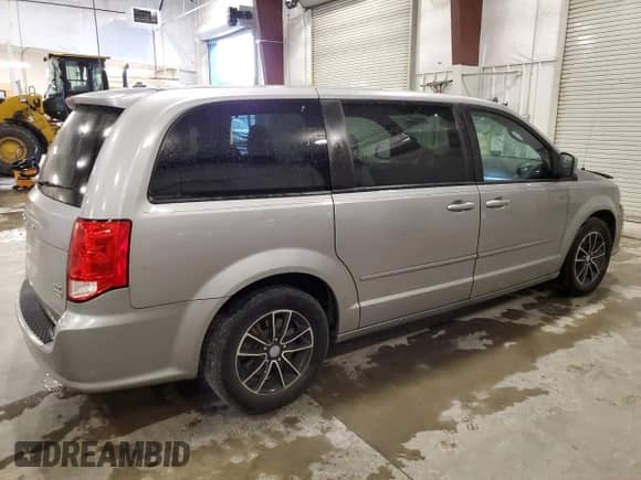 2017 Dodge Grand Caravan GT with VIN 2C4RDGEG7HR758431, listed as a Copart auction lot 70856475 with 78,941 mi miles and Salvage title. Bid and sale history available at DreamBid. Image 3.
