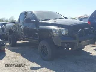 2008 Dodge 2500 SLT with VIN 3D7KS28A58G162568, listed as a IAAI auction lot 42131581 with 137,770 mi miles and . Bid and sale history available at DreamBid. Image 1.