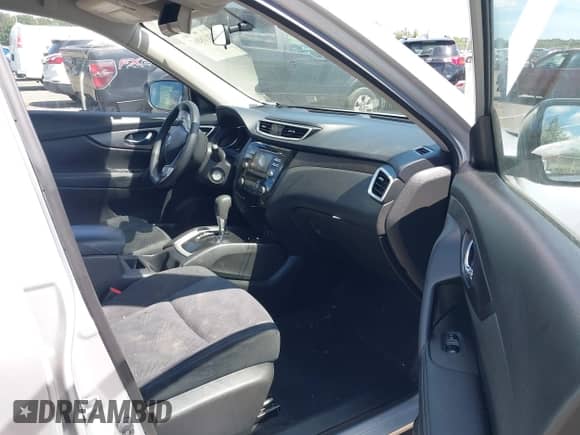 2016 Nissan Rogue SV with VIN JN8AT2MT6GW021409, listed as a IAAI auction lot 43118867 with 103,169 mi miles and . Bid and sale history available at DreamBid. Image 5.