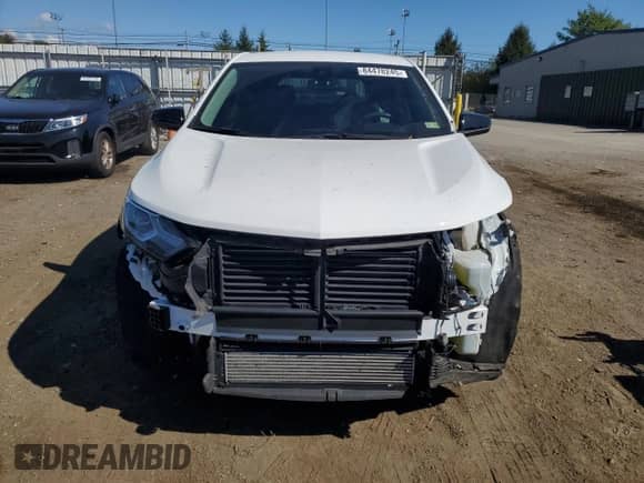 2020 Chevrolet Equinox LT with VIN 2GNAXUEV3L6253831, listed as a Copart auction lot 84478245 with 26,298 mi miles and Salvage title. Bid and sale history available at DreamBid. Image 5.