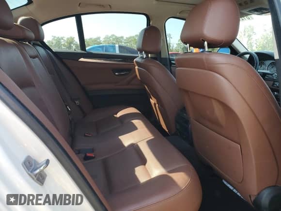 2014 BMW 5 Series 528i xDrive z VIN WBA5A7C56ED219576, wystawiony jako Copart lot #81281545 z przebiegiem 148 036 mil mil oraz Szkoda całkowita • Salvage title. Historia ofert i sprzedaży dostępna na DreamBid. Obrazek 10.