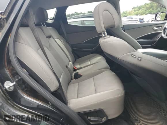 2016 Hyundai Santa Fe с VIN 5XYZUDLB0GG318558, выставлен на аукционе Copart как лот 69553145 с пробегом 137 494 миль миль и Списание • Salvage title. История ставок и продаж доступна на DreamBid. Изображение 11.