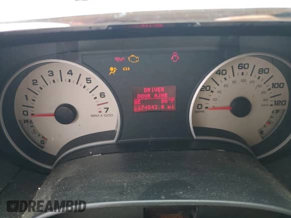 2010 Ford Explorer Eddie Bauer с VIN 1FMEU7EE9AUA73235, выставлен на аукционе Copart как лот 68172354 с пробегом 174 542 миль миль и Списание • Salvage title. История ставок и продаж доступна на DreamBid. Изображение 9.