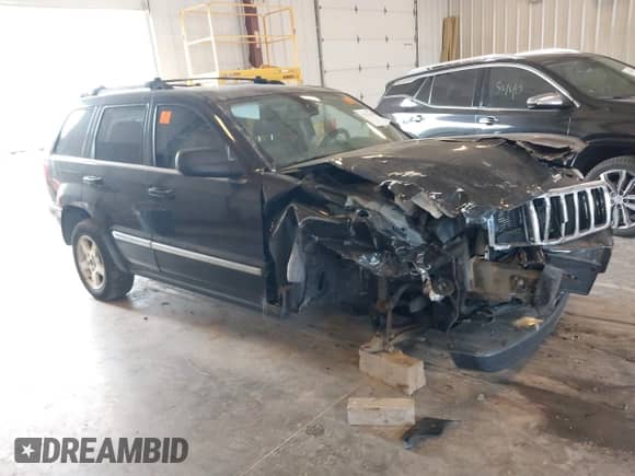 2005 Jeep Grand Cherokee Limited with VIN 1J4HR58N75C548616, listed as a IAAI auction lot 43251366 with 141,082 mi miles and . Bid and sale history available at DreamBid. Image 1.