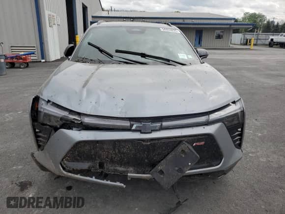 2024 Chevrolet Blazer EV eAWD RS z VIN 3GNKDCRJ9RS186595, wystawiony jako Copart lot #56853035 z przebiegiem Nie podano mil oraz Szkoda całkowita • Salvage title. Historia ofert i sprzedaży dostępna na DreamBid. Obrazek 5.