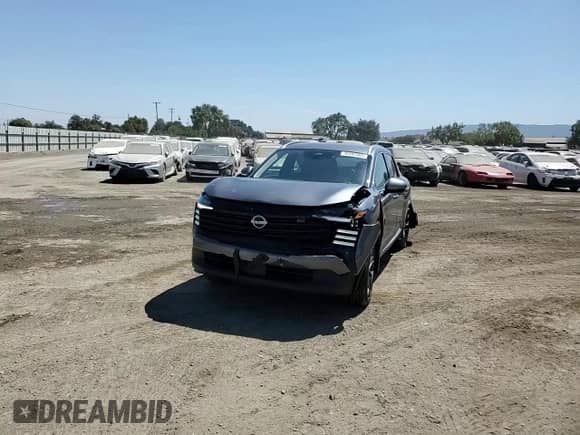 2025 Nissan Kicks SR с VIN 3N8AP6DA7SL300926, выставлен на аукционе Copart как лот 70492365 с пробегом 10 574 миль миль и Списание • Salvage title. История ставок и продаж доступна на DreamBid. Изображение 14.