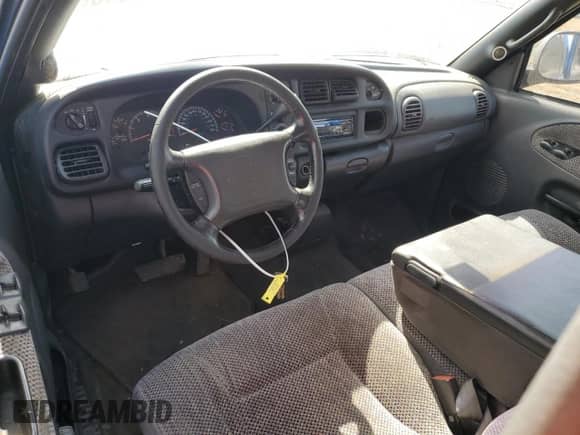 2001 Dodge 1500 with VIN 3B7HC13Z11G206645, listed as a Copart auction lot 44213645 with 286,037 mi miles and Salvage title. Bid and sale history available at DreamBid. Image 8.