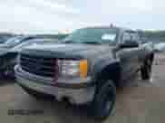 2007 GMC Sierra 1500 SLE2 with VIN 1GTEK19037Z625412, listed as a IAAI auction lot 42493308 with 195,063 mi miles and . Bid and sale history available at DreamBid. Image 2.