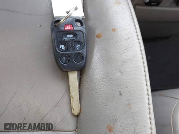 2011 Honda Odyssey Touring с VIN 5FNRL5H96BB016092, выставлен на аукционе IAAI как лот 43425324 с пробегом 188 309 миль миль и . История ставок и продаж доступна на DreamBid. Изображение 11.