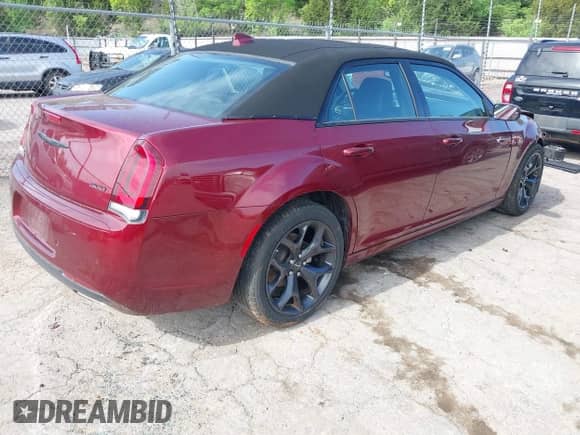 2023 Chrysler 300 Touring L с VIN 2C3CCADG3PH706973, выставлен на аукционе IAAI как лот 42095246 с пробегом 8 876 миль миль и . История ставок и продаж доступна на DreamBid. Изображение 4.