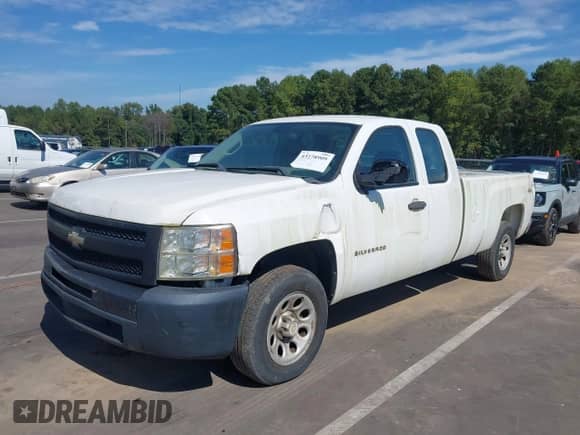 2011 Chevrolet Silverado 1500 Work Truck с VIN 1GCRCPE03BZ210929, выставлен на аукционе IAAI как лот 43278909 с пробегом 312 234 миль миль и . История ставок и продаж доступна на DreamBid. Изображение 2.