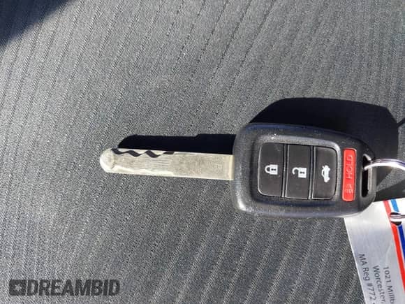 2016 Honda Accord LX-S z VIN 1HGCT1B3XGA012051, wystawiony jako IAAI lot #42949786 z przebiegiem 219 936 mil mil oraz . Historia ofert i sprzedaży dostępna na DreamBid. Obrazek 11.