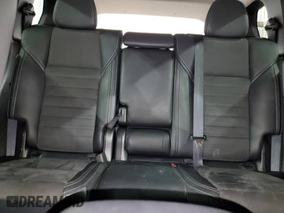 2024 Mitsubishi Outlander SE z VIN JA4J3VA85RZ059349, wystawiony jako Copart lot #89540555 z przebiegiem 32 069 mil mil oraz Czysty tytuł • Clean title. Historia ofert i sprzedaży dostępna na DreamBid. Obrazek 10.