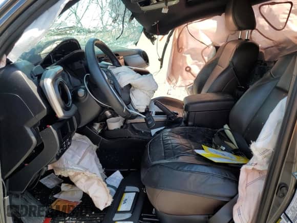 2017 Toyota Tacoma Limited with VIN 3TMGZ5AN9HM114471, listed as a Copart auction lot 68049875 with Not provided miles and Salvage title. Bid and sale history available at DreamBid. Image 7.