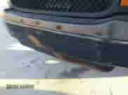2003 Chevrolet Express Passenger z VIN 1GAHG39U731185371, wystawiony jako IAAI lot #43535743 z przebiegiem 203 338 mil mil oraz . Historia ofert i sprzedaży dostępna na DreamBid. Obrazek 13.