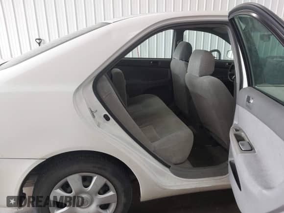 2003 Toyota Camry XLE с VIN 4T1BE32KX3U128717, выставлен на аукционе IAAI как лот 43154263 с пробегом 126 679 миль миль и . История ставок и продаж доступна на DreamBid. Изображение 8.