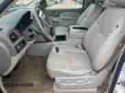 2010 Chevrolet Tahoe LT с VIN 1GNMCBE32AR138411, выставлен на аукционе Copart как лот 81599715 с пробегом 237 175 миль миль и Чистый • Clean title. История ставок и продаж доступна на DreamBid. Изображение 7.