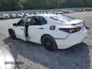 2021 Toyota Camry LE z VIN 4T1C11AK3MU462501, wystawiony jako Copart lot #69937145 z przebiegiem 90 630 mil mil oraz Szkoda całkowita • Salvage title. Historia ofert i sprzedaży dostępna na DreamBid. Obrazek 2.