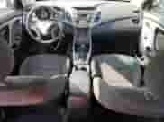 2015 Hyundai Elantra SE с VIN 5NPDH4AE3FH635916, выставлен на аукционе Copart как лот 55898605 с пробегом 200 389 миль миль и Списание • Salvage title. История ставок и продаж доступна на DreamBid. Изображение 8.