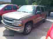 2003 Chevrolet Suburban LT with VIN 1GNEC16Z83J191651, listed as a IAAI auction lot 42309641 with Not provided miles and . Bid and sale history available at DreamBid. Image 2.