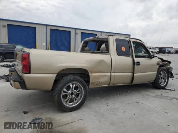 2004 Chevrolet Silverado 1500 Work Truck with VIN 1GCEC19X04Z225149, listed as a Copart auction lot 82751835 with Not provided miles and Salvage title. Bid and sale history available at DreamBid. Image 3.