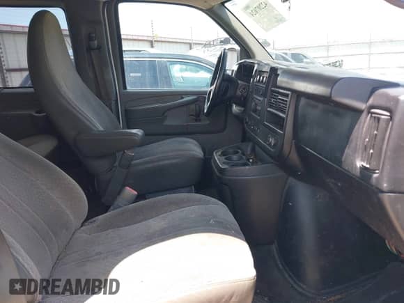 2013 Chevrolet Express Passenger LT с VIN 1GAZG1FG2D1172293, выставлен на аукционе IAAI как лот 42207624 с пробегом 250 537 миль миль и . История ставок и продаж доступна на DreamBid. Изображение 5.