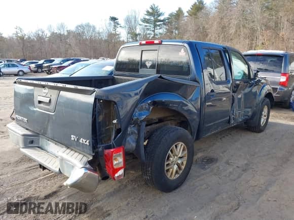 2017 Nissan Frontier SV with VIN 1N6AD0EV4HN736979, listed as a IAAI auction lot 41633834 with 153,011 mi miles and . Bid and sale history available at DreamBid. Image 4.