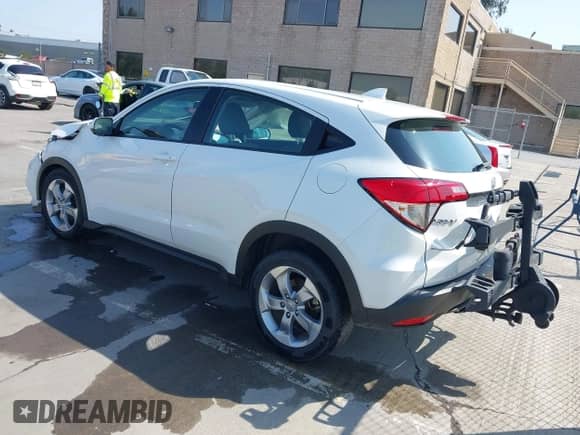 2021 Honda HR-V LX with VIN 3CZRU5H3XMM723617, listed as a IAAI auction lot 42450010 with 77,716 mi miles and . Bid and sale history available at DreamBid. Image 3.